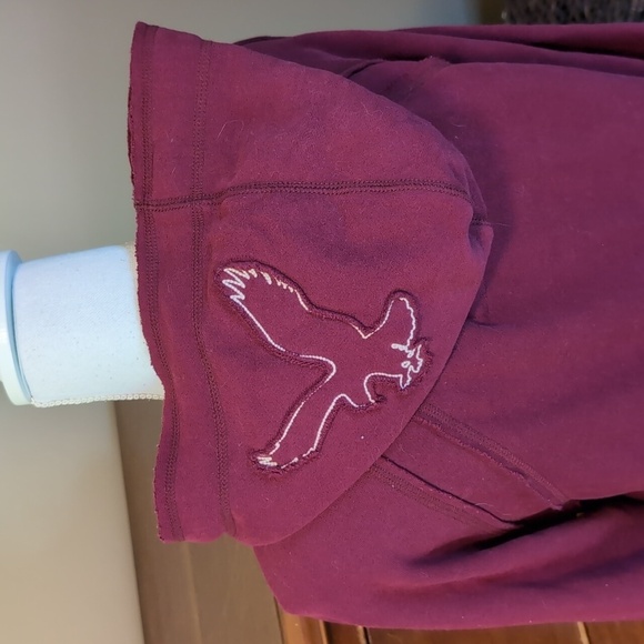 AMERICAN EAGLE 🦅 Burgundy Washed Y2K Hoodie Sweatshirt SZ M - Picture 6 of 12